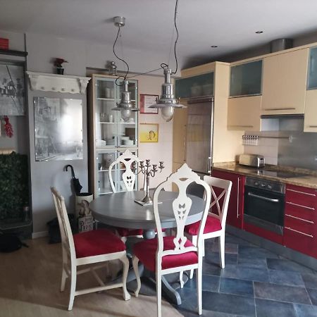 Apartamento San Quirce - Centrico Y Reformado- Wifi Y Netflix Valladolid Buitenkant foto