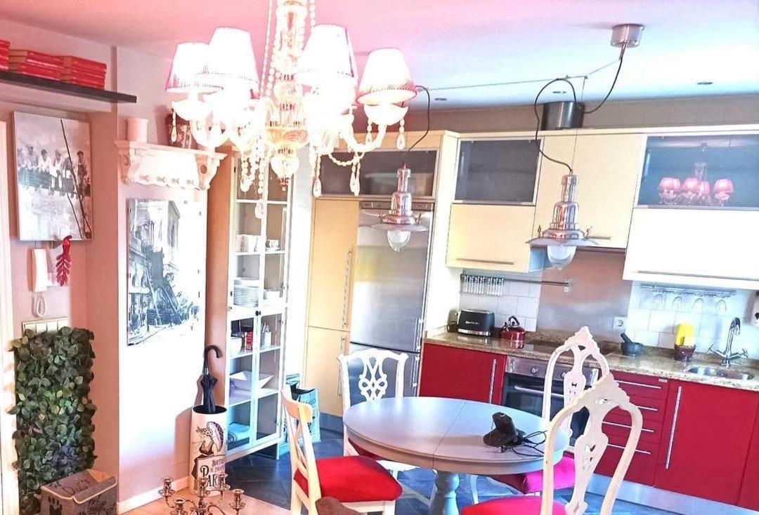 Apartamento San Quirce - Centrico Y Reformado- Wifi Y Netflix Valladolid Buitenkant foto