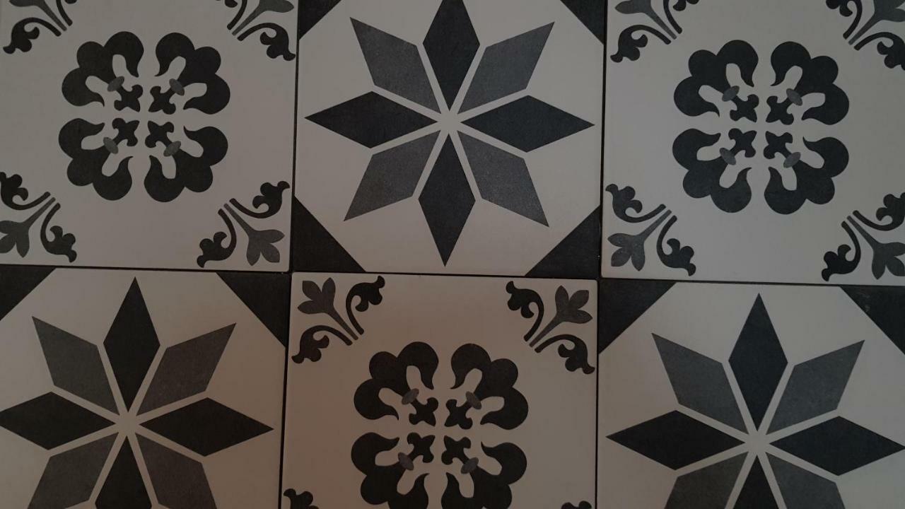 Apartamento San Quirce - Centrico Y Reformado- Wifi Y Netflix Valladolid Buitenkant foto